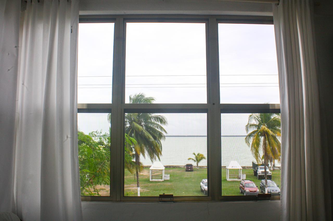Hotel Maya Corozal Exteriér fotografie